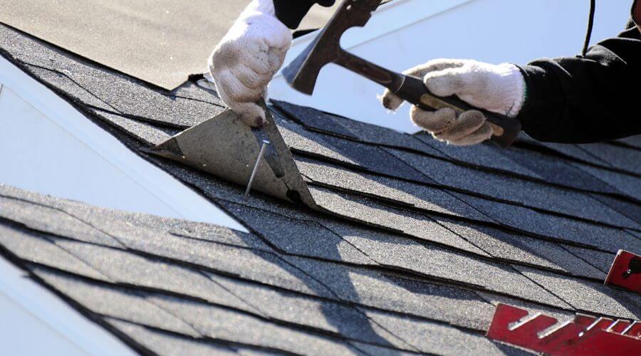 Expert new roof installation services in Macomb, IL